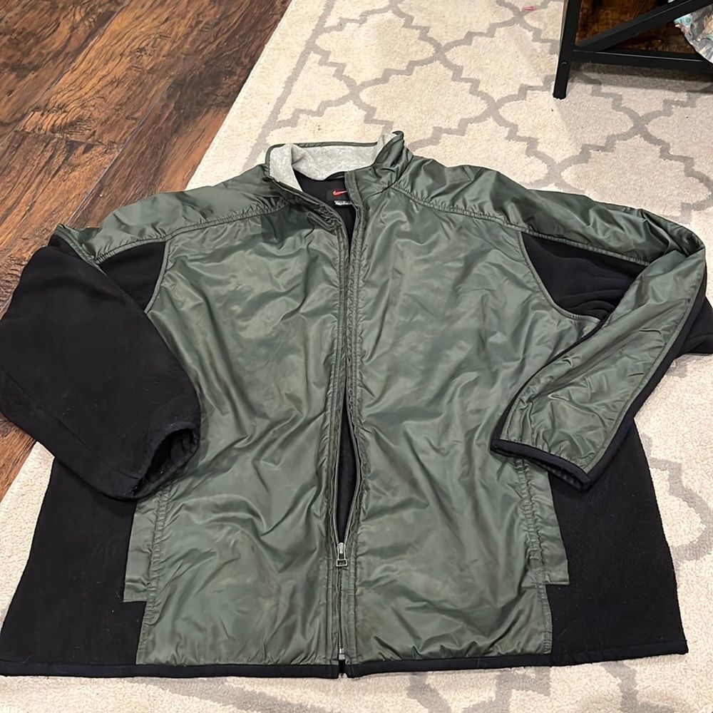 VTG 90s Nike Fleece lined with fleece sleeves army green jacket size L in EUC